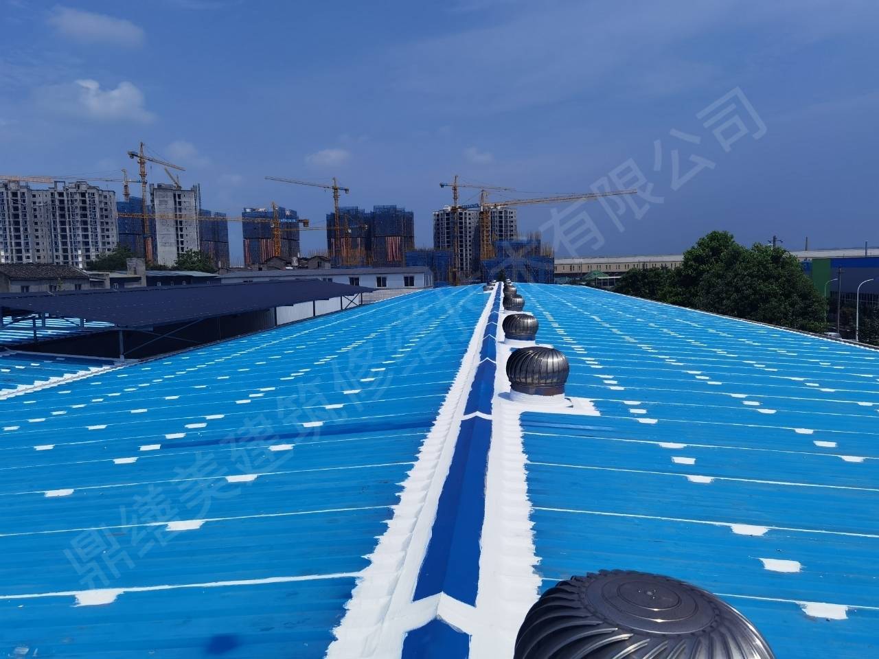 成都厂房防水难题怎么破？金属屋面漏水隔热差？专业方案来了